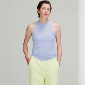 Lululemon hold tight crewneck top